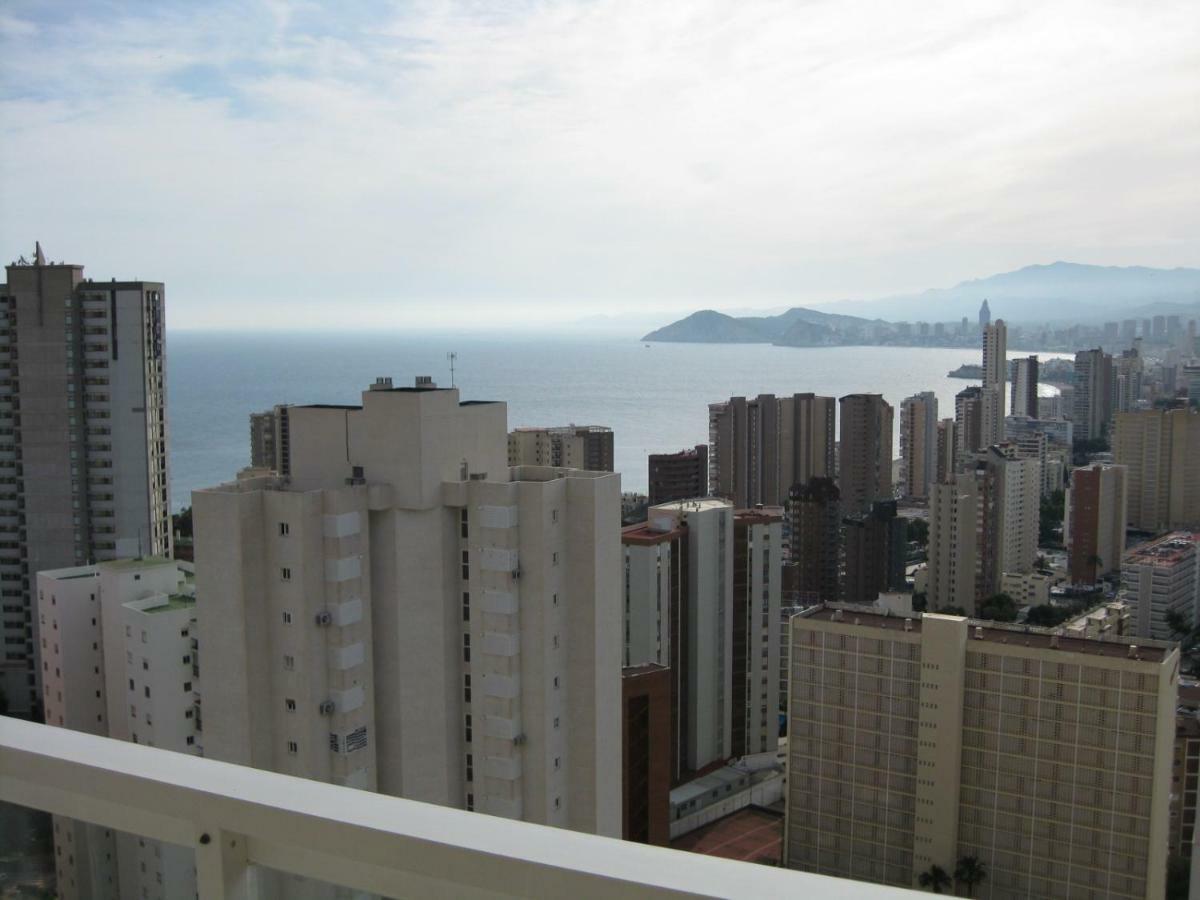 Complejo Vacanza-Turis Benidorm Kültér fotó